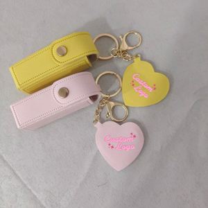 Bolsa de Piel Sintética de Alta Calidad para Brillo Labial con Llavero, Mini Bolsa de PU para Lápiz Labial y Brillo Labial con Logotipo Personalizado - Product Image 2