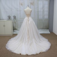 Robe de mariée élégante au design unique Robe de mariée de haute qualité Robe de mariée sans bretelles