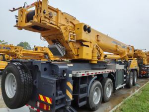 Xcmg בשימוש רשמי עגורני משאית qy180k5c <span class=keywords><strong>180</strong></span> טון יד שנייה מנוף נייד למכירה - Product Image 4