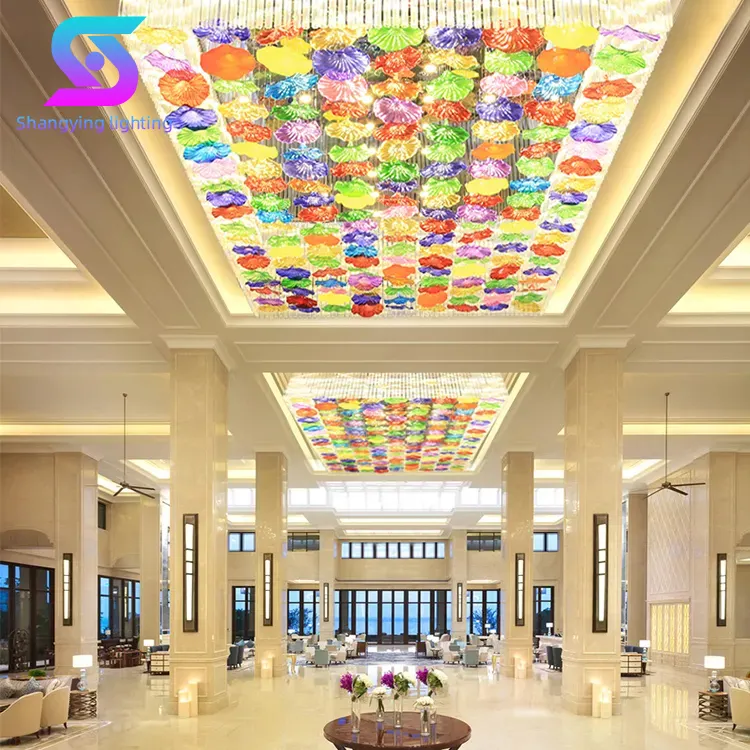 カラフルなロータスリーフシェイプ高級宴会ホールクリスタルカスタムプロジェクトLed天井ガラスシャンデリアライト