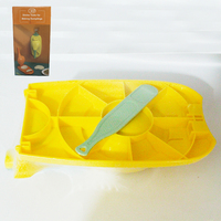 Wentian WT-0011 Moule à raviolis en plastique écologique amélioré, presse manuelle pour empanadas, outil de pâtisserie 21x24cm, 4 couleurs