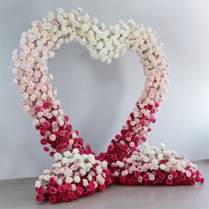 Новый дизайн: Арка из искусственных роз в форме сердца (розовые и белые) для декора свадебного фона и оформления предложения руки и сердца - Product Image 5