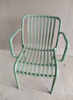 Chaises de restaurant modernes et simples, chaises de salle à manger avec accoudoirs, meubles commerciaux rayés, fauteuil de café pour l'extérieur et l'intérieur