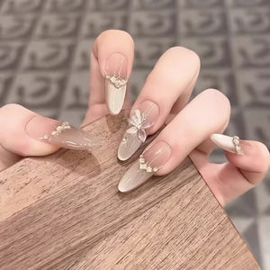 Wear Armor 2025 Nouveau style Super Blanc Célébrité Papillon Serpent doré Œil de chat Résine Couverture complète Nail Art Luxe léger - Product Image 3