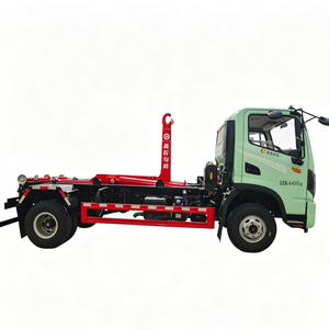 Camion poubelle Foton de 16 mètres cubes avec benne à bras articulé, camion poubelle à bras articulé avec benne basculante pour déchets - Product Image 1