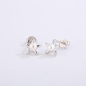 Élégantes boucles d'oreilles clous en argent S925, lune croissante, perle d'eau douce, zircon, bijoux célestes pour femme, cadeau de mariage ou de mariée - Product Image 3