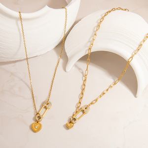 Collar con colgante de corazón de acero inoxidable, cadena de clavícula de color oro de 18 quilates para mujer, diseño geométrico de clip, joyería de regalo - Product Image 2