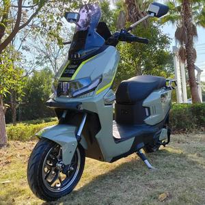Moto électrique personnalisable 1800W avec vitesse de 60V <span class=keywords><strong>80</strong></span>-85km/h, siège en cuir, puissance 60V/72V 1kW-2kW, frein à disque/tambour sans balais - Product Image 2