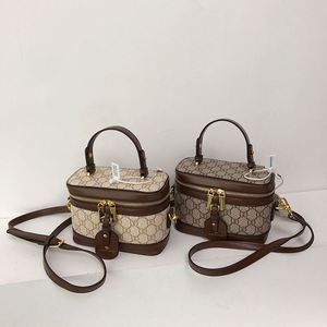 Bolso de Mano Tipo Caja para Mujer Diseño de estampado geométrico. Hecho de material PU. Se Puede Transportar Colgando.8829 - Product Image 6