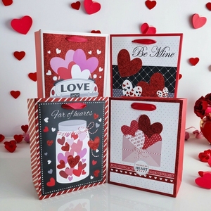 VT01 Geschenktüten für Valentinstag, Glitzer-Herz Liebe Auto Papier-Geschenktüten - Product Image 1