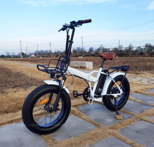 Vélo électrique pliable portable en alliage d'aluminium 20'' 250W, vélo électrique à pneus larges léger pour le transport, vente en gros - Product Image 3