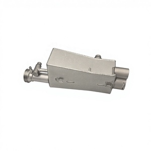 Tanque de Refrigerante de Aluminio LAVITIIN para Radiador X3/X5/323i/323Ci/325i/325xi/325Ci/328i/328Ci/330i/330xi/330Ci - Product Image 4
