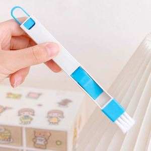 Brosse multifonctionnelle miniature en plastique pour le nettoyage des fentes de portes et fenêtres, outil de nettoyage ménager - Product Image 1