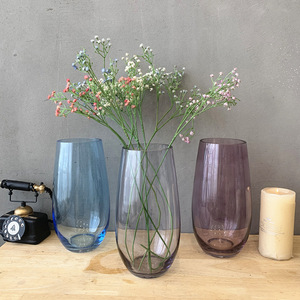 แจกันแก้วสีเหลืองอำพันเคลือบไอออนลายเส้นแนวนอนแบบนูน ดีไซน์ทันสมัย เป็นมิตรกับสิ่งแวดล้อม เหมาะสำหรับร้านอาหารและโรงแรม - Product Image 2