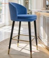 Chaise de comptoir moderne en velours avec dossier, tabouret de bar en bois et tissu pour la maison et la salle à manger - Vente en gros