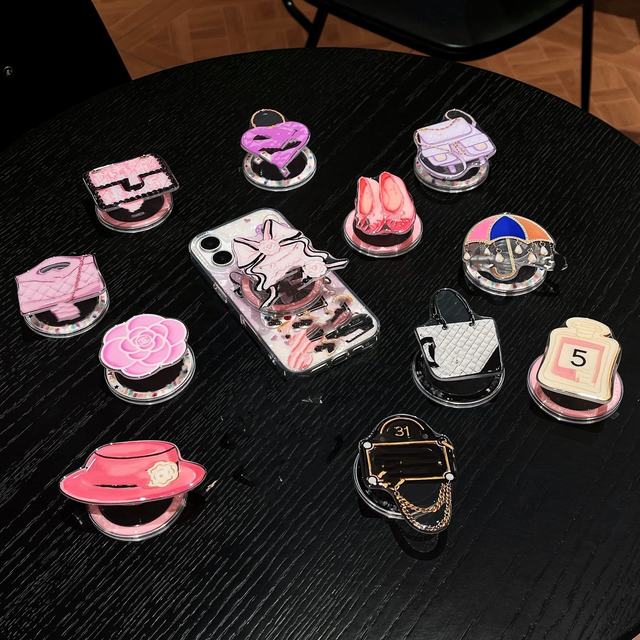 Stocks Hundreds of Luxury Designers Magnetic Finger Grips Acrylic Phone Back Suproots Holder