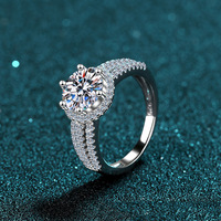 Bague de fiançailles solitaire à six griffes en argent sterling S925 avec moissanite ronde taille brillant 2 carats certifiée GRA D VVS1 – Prix usine