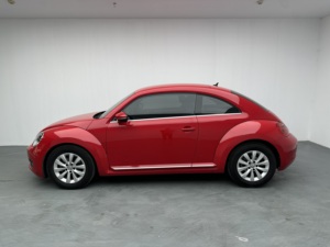 Volkswagen <span class=keywords><strong>Beetle</strong></span> Usado 2017 180TSI, 50890 Millas, 1.2-T 105 CV, Volante a la Izquierda - Product Image 3