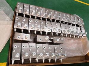 Bloc de distribution hydraulique EBY standard/non standard, fabriqué par Saiz, stock important, haute qualité, prix compétitif - Product Image 3
