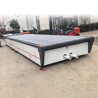 Cutter à lame vibrante CNC à double servomoteur avec table de travail sur mesure pour la découpe de textiles, tapis de voiture, cuir et tissus