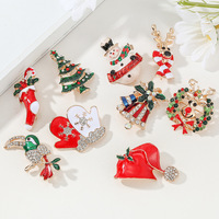 Nouvelle broche de Noël en alliage pour enfants, style vintage haut de gamme, motif couronne de peinture à l'huile, épingle de revers, cadeau de Noël en gros, en stock