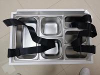 Plateau de service en bois avec sangle, plateau Gastronorm Usherette, porte-popcorn et snacks pour soirées cinéma, fêtes, événements et traiteur