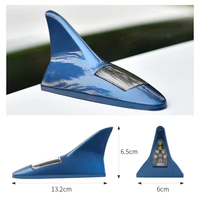 Antenne universelle de toit de voiture en forme d'aileron de requin à énergie solaire 8 LED
