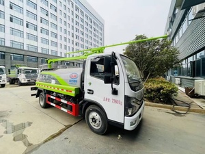 Camion-citerne diesel neuf 4x4 de 15 000 L pour le nettoyage manuel de grands panneaux solaires photovoltaïques - Product Image 4