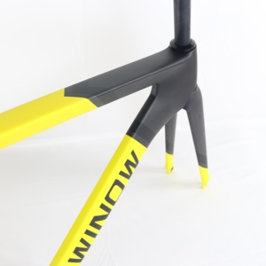 Vélo de route à pignon fixe 700C en carbone, forme aérodynamique, avec fourche en fibre de carbone 170 mm à vitesse unique Tr011 - Product Image 2