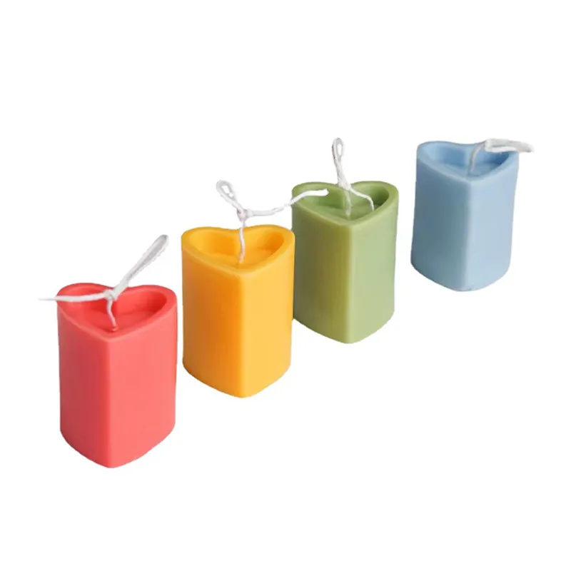 Eco-Friendly Material Soy Wax And Beeswax Heart Shaped Pillar Scented Candles Wholesale