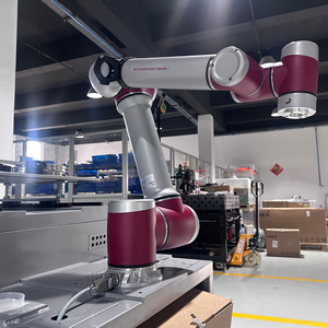 JAKA PRO12 Automatique, Classé IP68, Installation à N'importe Quel Angle, Environnements Industriels Complexes, Haute Protection pour Environnements Difficiles - Product Image 2