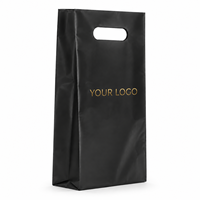 Sac de courses en plastique noir personnalisé, robuste, avec poignée découpée, côtés à soufflets, fond plat et trou perforé, pour la vente au détail, en gros et en vrac, direct usine