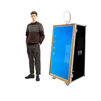 Flight case Miroir 65 Pouces Smart Mirror Photomaton Selfie Vidéo Accessoires Gratuits Moniteur Caméra et Imprimante Photo Booth Miroir