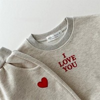 2024 automne style coréen Joker lettre amour décontracté bébé sweat ensembles mode vêtements pour enfants vêtements pour enfants prix de gros