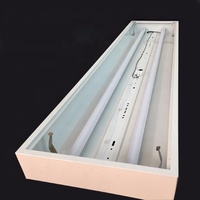 Luminaire LED Moderne T8 Haute Luminosité 2x4' 1x4' à Grille, Diffuseur en Fer, Lumière du Jour 6000K, 100lm/W, 50000h pour Bureau/Salle de Classe