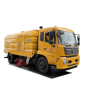 Factory direct sales customized DFAC Runway Vacuum Sweeping Truck with 4 brushes and 1 vacuum suction for road sweeping