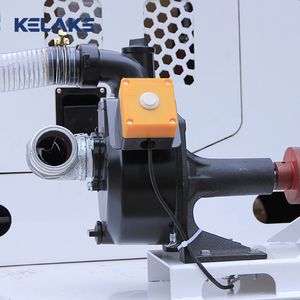 Camion malaxeur à béton autochargeur KELAKE 4,0 m3 4x4, malaxeur mobile rotatif pour la construction routière - Product Image 6