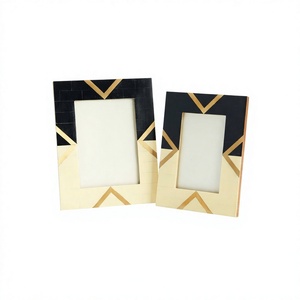 Cadre photo contemporain en résine avec incrustation d'os |   Couleur et taille personnalisables |   Fournisseur mondial en gros - Product Image 2