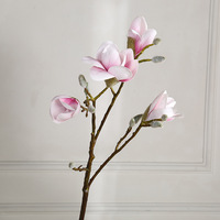 Großhandel Künstlicher Magnolienzweig Künstliche Magnolienblüte mit Gefrosteten Knospen für Chinesischen Stil Inneneinrichtung Rustikale Hochzeit Blumendekoration