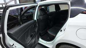 <span class=keywords><strong>Toyota</strong></span> <span class=keywords><strong>Yaris</strong></span> 1.5L CVT 2020-2025, Usado, Volante a la Izquierda, <span class=keywords><strong>Caja</strong></span> de Cambios Automática, Neumáticos R15, Asientos de Cuero, Cámara Trasera - Product Image 6