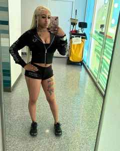 Floralcharm新款设计师长袖夹克连帽衫和短裤两件套秋季套装 - Product Image 5