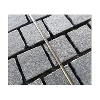 Batu Basalt Hitam Paving Batu Persegi Jaring Cobble Paving Pad Granit Patio Lane Cetakan untuk Batu Paving