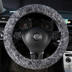 Meilleures ventes - Housse de volant de <span class=keywords><strong>voiture</strong></span> en peluche de luxe 38 cm, douce, chaude pour l'hiver, antidérapante, universelle pour Nissan et Mazda, logo personnalisé - Product Image 3