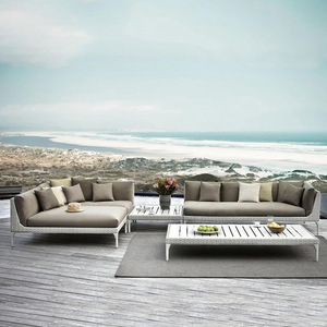 Set di Divani da Esterno dal Design Moderno, Ecologico e Resistente alle Intemperie, Arredamento Unico in Rattan per Giardino, Patio, Soggiorno, Camera da Letto e Ville - Product Image 1