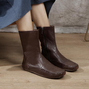 Nouvelles bottes à lacets en cuir véritable coréen pour l'automne-hiver 2025, mode coréenne, design rétro artistique, chaussures pour femmes - Product Image 6