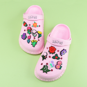 Adornos para Zapatos Tipo Clog con Temática de Hocus Pocus, Pesadilla, Stitch, Terror, Monstruo, Anime, Calabaza, Grinch y Navidad, Populares 2022 - Product Image 6