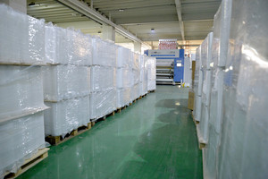 Film étirable transparent en PE, largeur 50 cm, 5 kg, doux, résistant à l'humidité, cadeau - Product Image 4