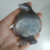 Großhandel natürliche Kristall geschnitzte Achat Geode Pinguin
