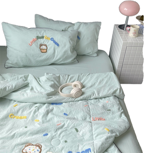 <span class=keywords><strong>Limeng</strong></span> ชุดผ้านวมลายการ์ตูนน่ารักสำหรับฤดูร้อน, ชุดผ้าห่มผ้าฝ้ายซักสี่ชิ้นเครื่องปรับอากาศไอศครีมเย็นมัทฉะแรงบันดาลใจ - Product Image 1