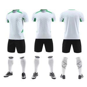 Custom logo digitale print team trainingspakken shorts shirt complete sets uniformen voetbaltenues voetbal shirt voor heren 100% - Product Image 4